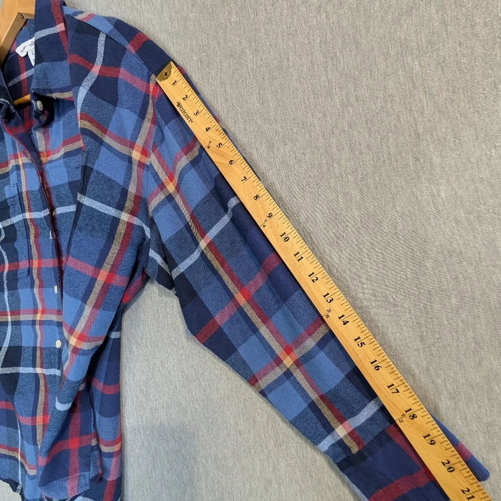 Old Navy Flannel Shirt Women's XL Blue Plaid "The Boyfriend Shirt" - Picture 5 of 9